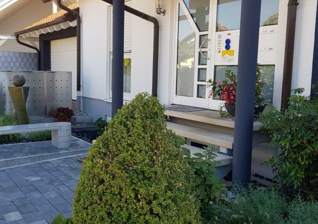 Ferienwohnung Weiss Wachtenburg Wachenheim an der Weinstraße Exterior foto