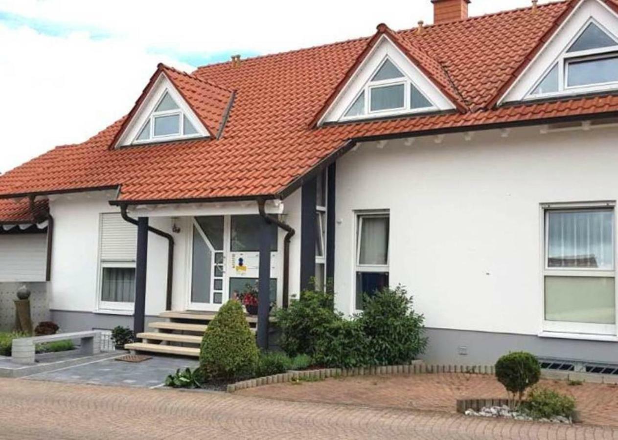 Ferienwohnung Weiss Wachtenburg Wachenheim an der Weinstraße Exterior foto