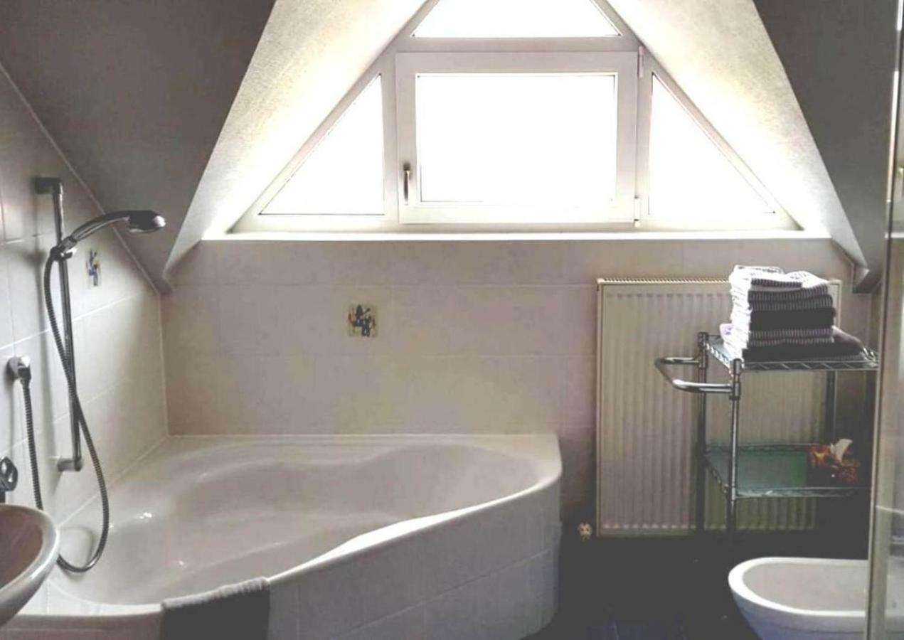 Ferienwohnung Weiss Wachtenburg Wachenheim an der Weinstraße Exterior foto
